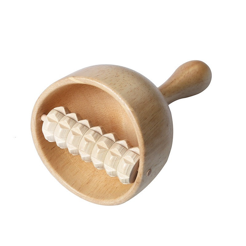 AUREKO natural wood massage cup with internal roller